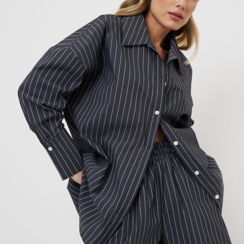 Melisandesetcloseup2